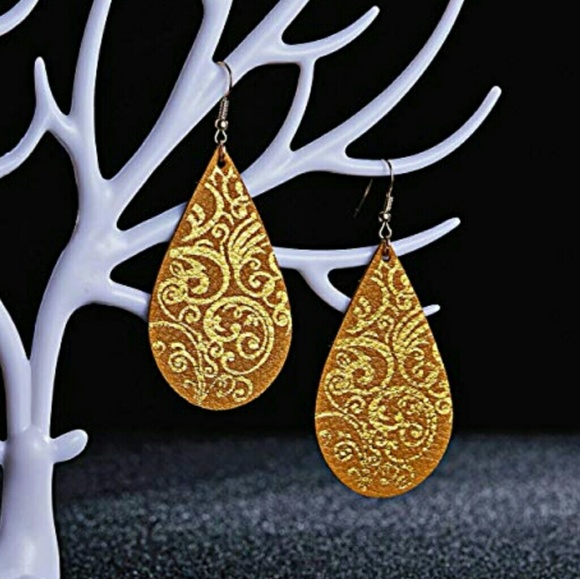 NEW Leather Droplet Earrings - Picture 2 of 5